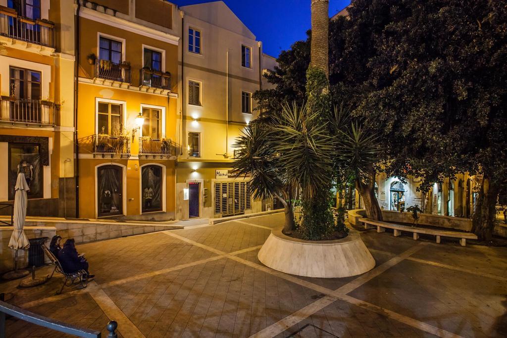 Albergo Aurora Кальяри Экстерьер фото